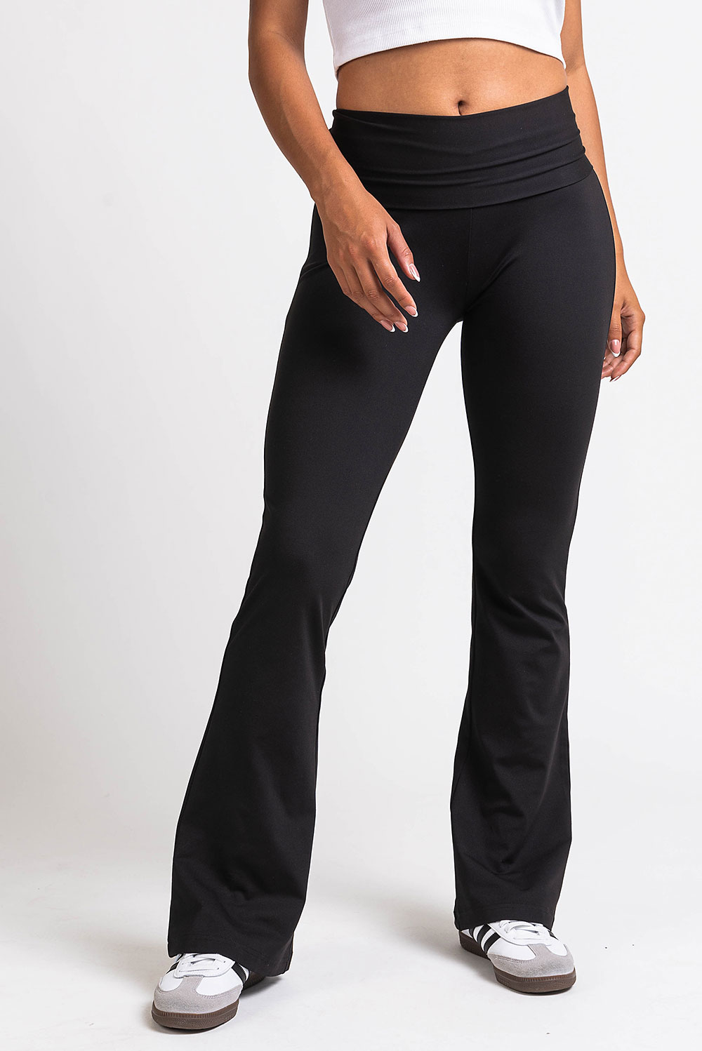 Geri 01High ActiveFlex Bootcut Leggings - Black