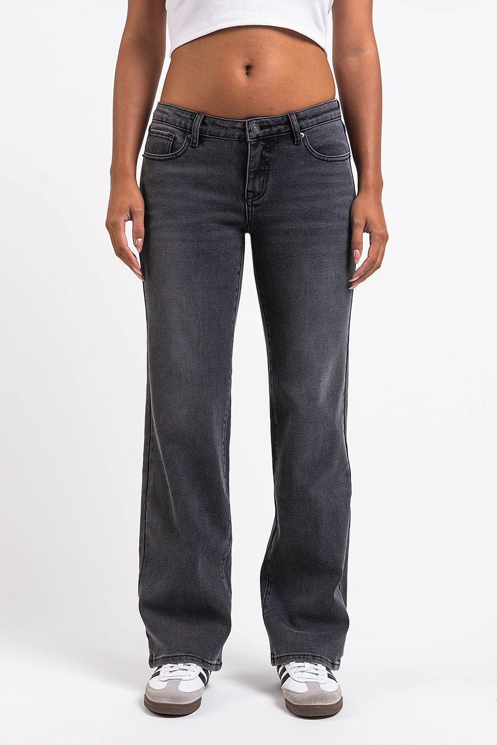 Dina 02Low Straight Jeans - Washed Black