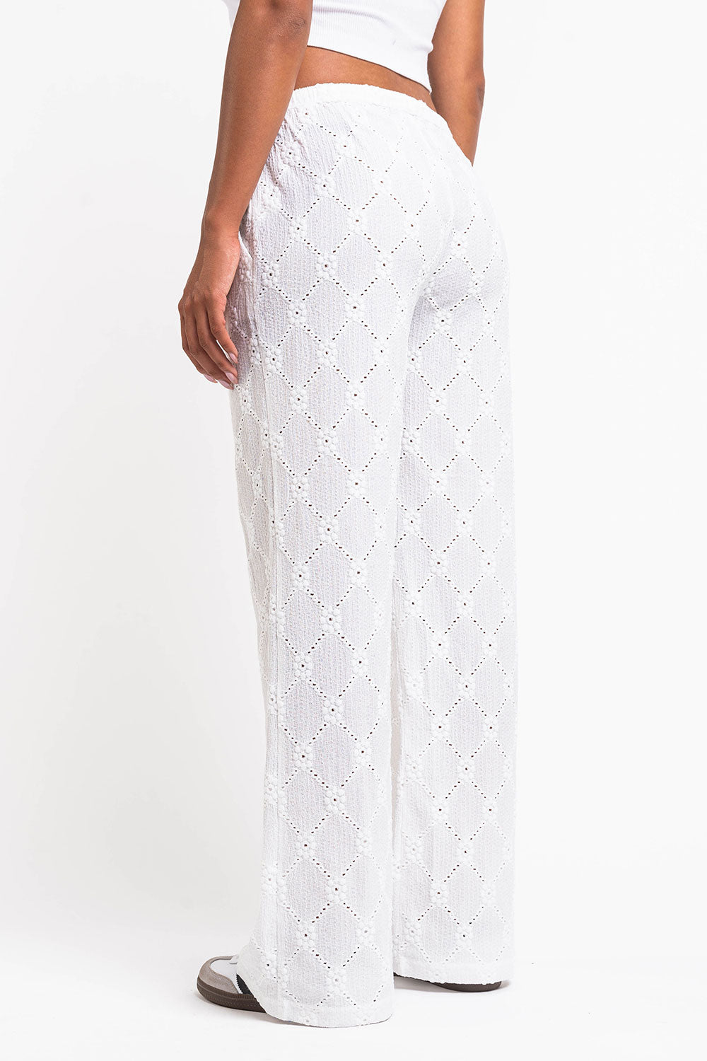Mel 08Mid Straight Lace Pants - White