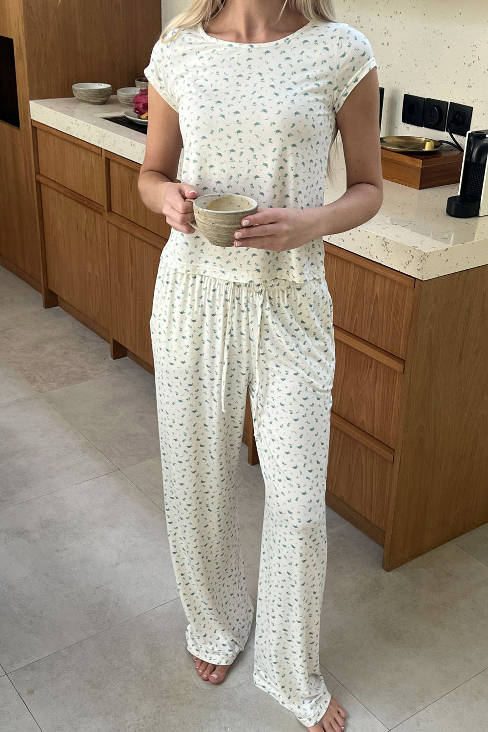 Mel 10Mid Straight Lounge Set - Floral